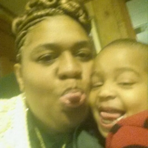 Meet your Posher, Karen - Picture 1 of 1